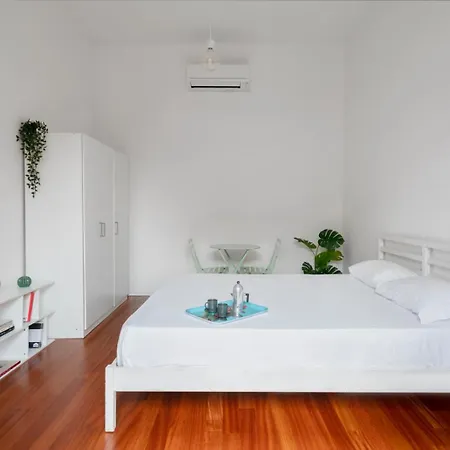 Apartment New! Lovely & Friendly In Center A Milan