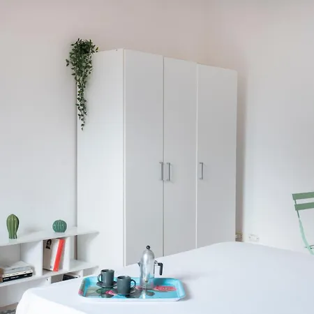 New! Lovely & Friendly In Center A Apartment Milan