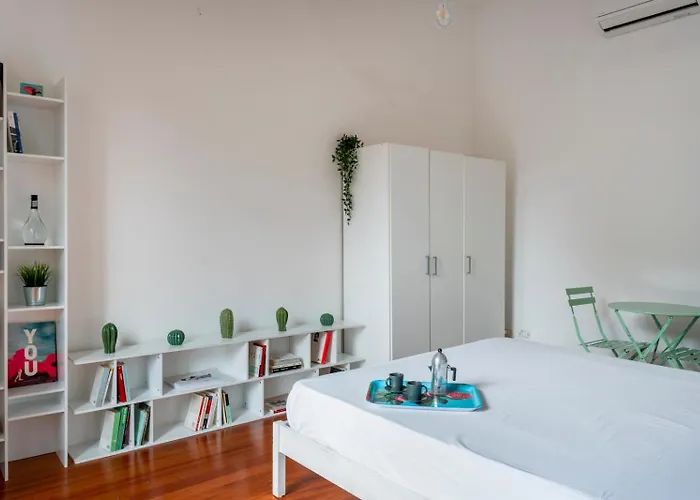 New! Lovely & Friendly In Center A Apartment *